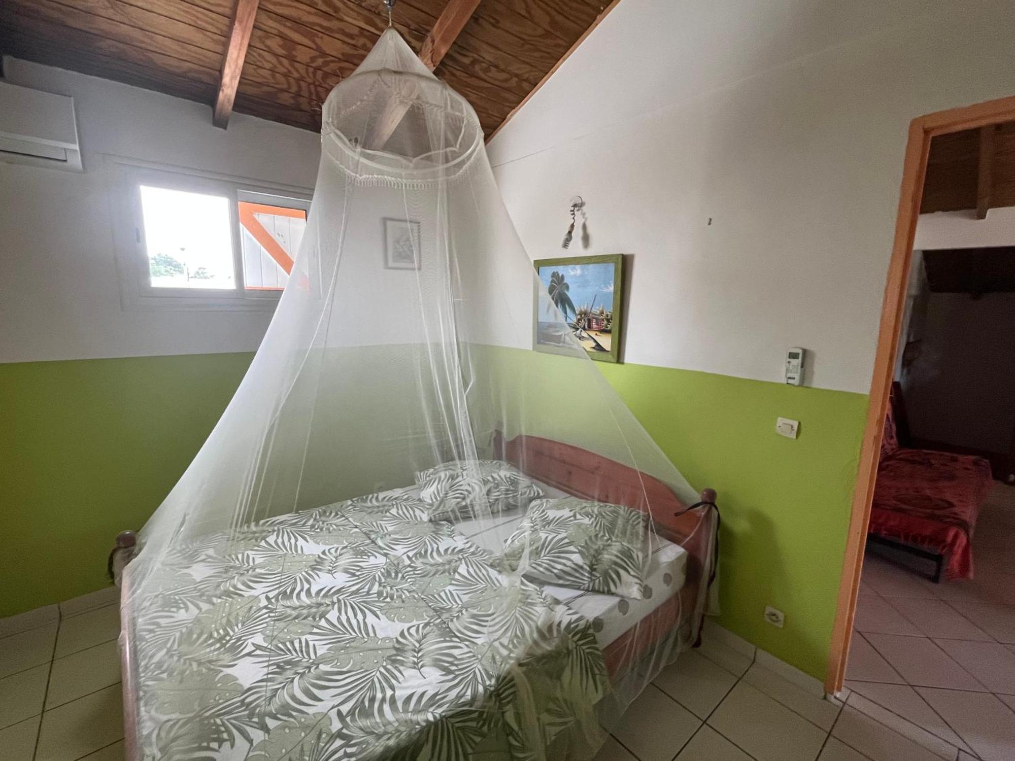 Berce Par Le Cocotier Meuble 2 Chambres Льо Мул Екстериор снимка